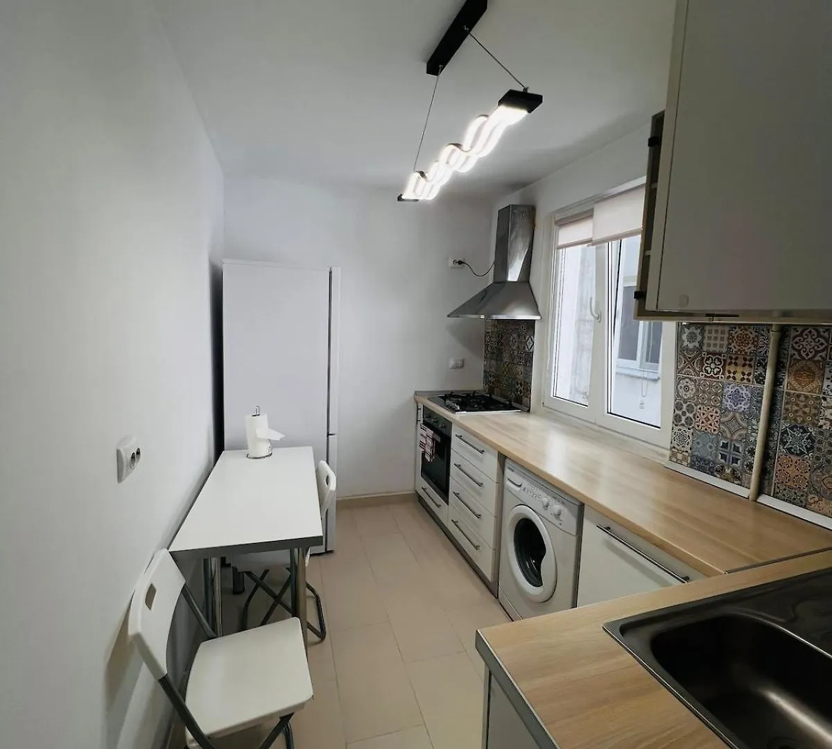 Nikos Urban Stay Apartment Bucareste 0*,  Roménia